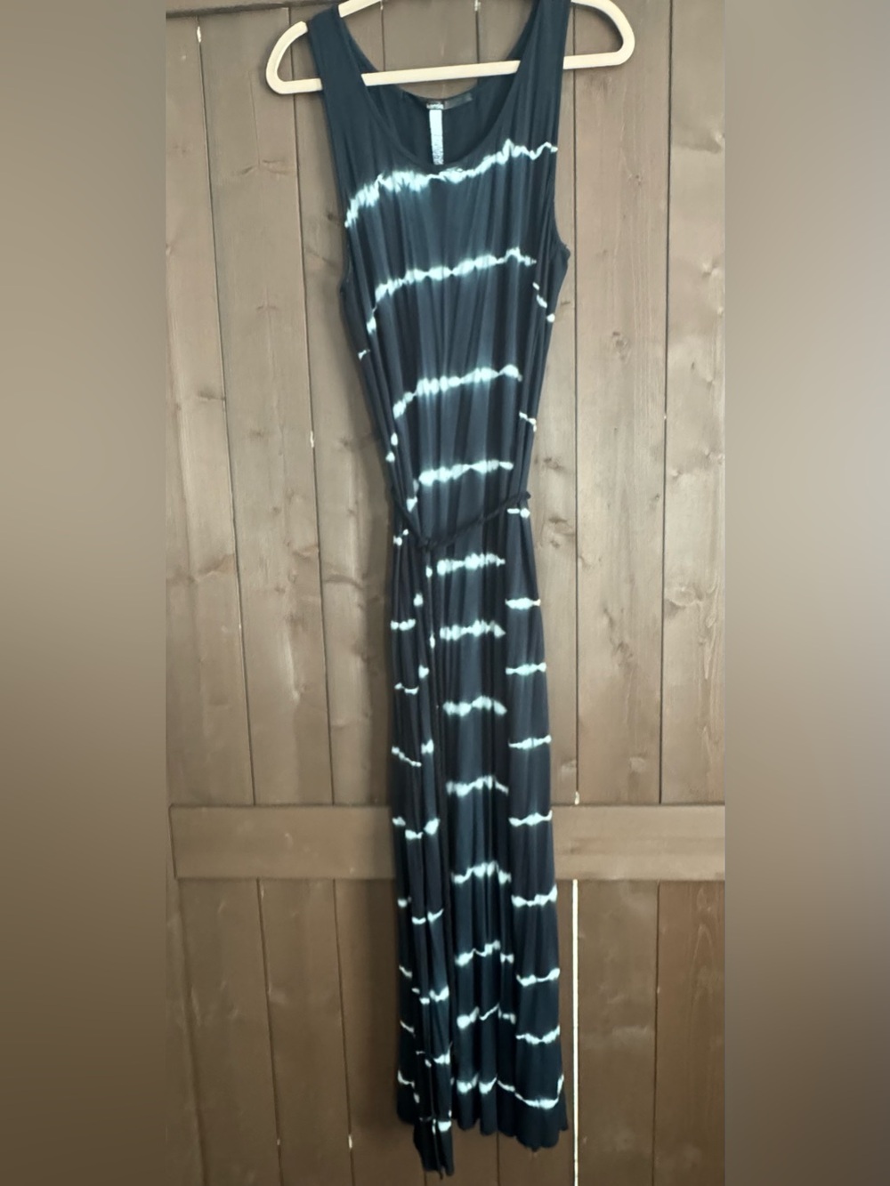 Kensie Navy and White Tie-Dye V-Neck Maxi Dress